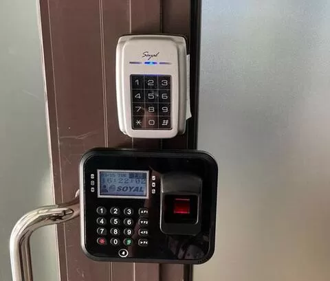 液晶顯示門禁控制器(指紋型) AR-837-EF9DO 液晶顯示門禁控制器(指紋型) AR-837-EF9DO