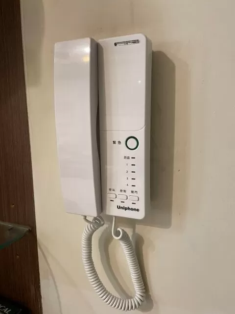 壁掛式數位話機